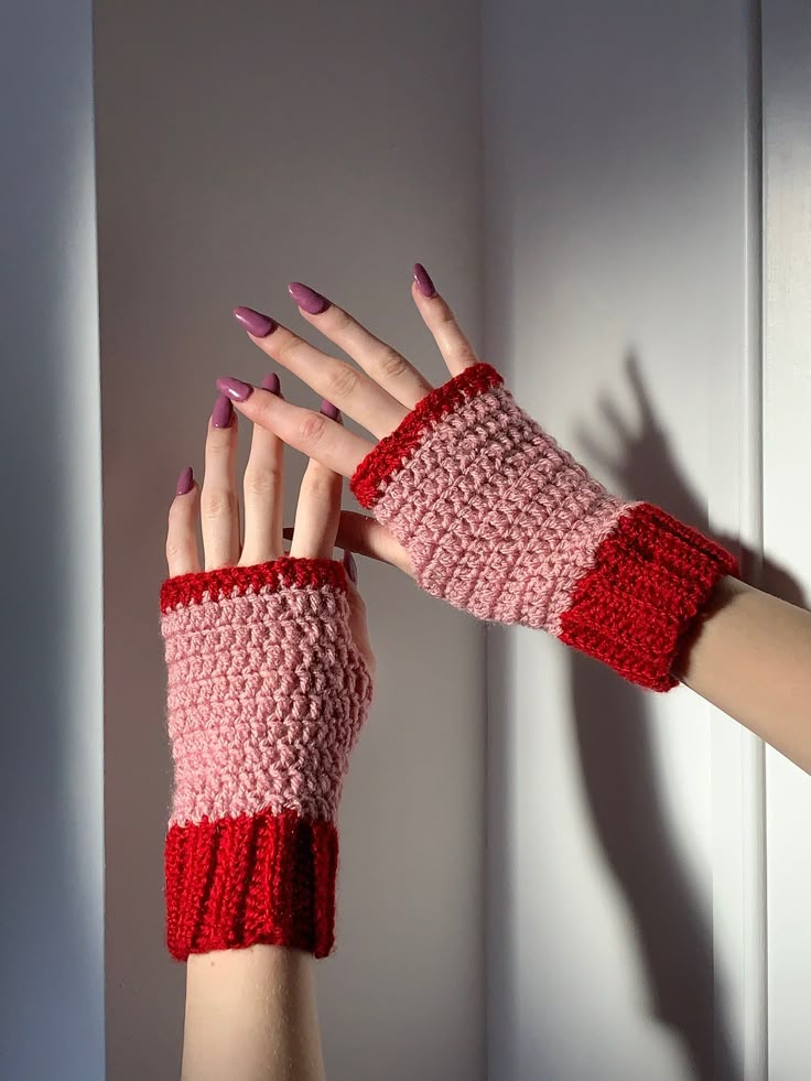 Handmade Crochet Bow Fingerless Gloves – Cute Winter Hand Warmers | Crochet By Pihu - Crochet By Pihu